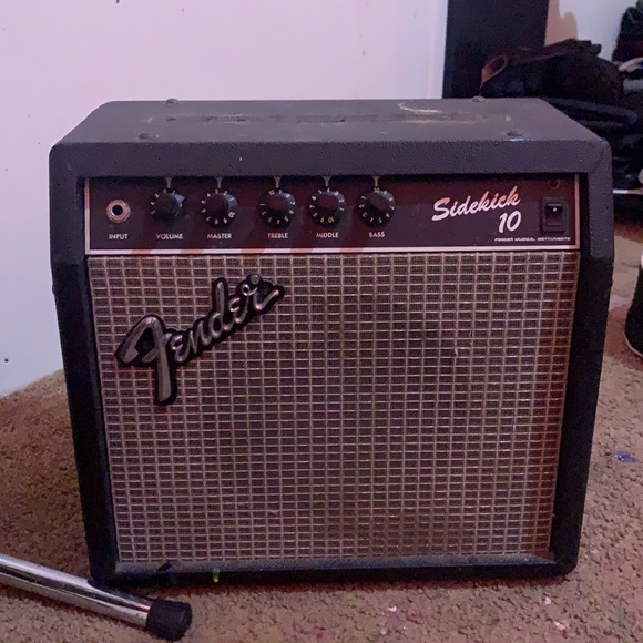 Couple things broke but easy to replace - Picture 2 of 3